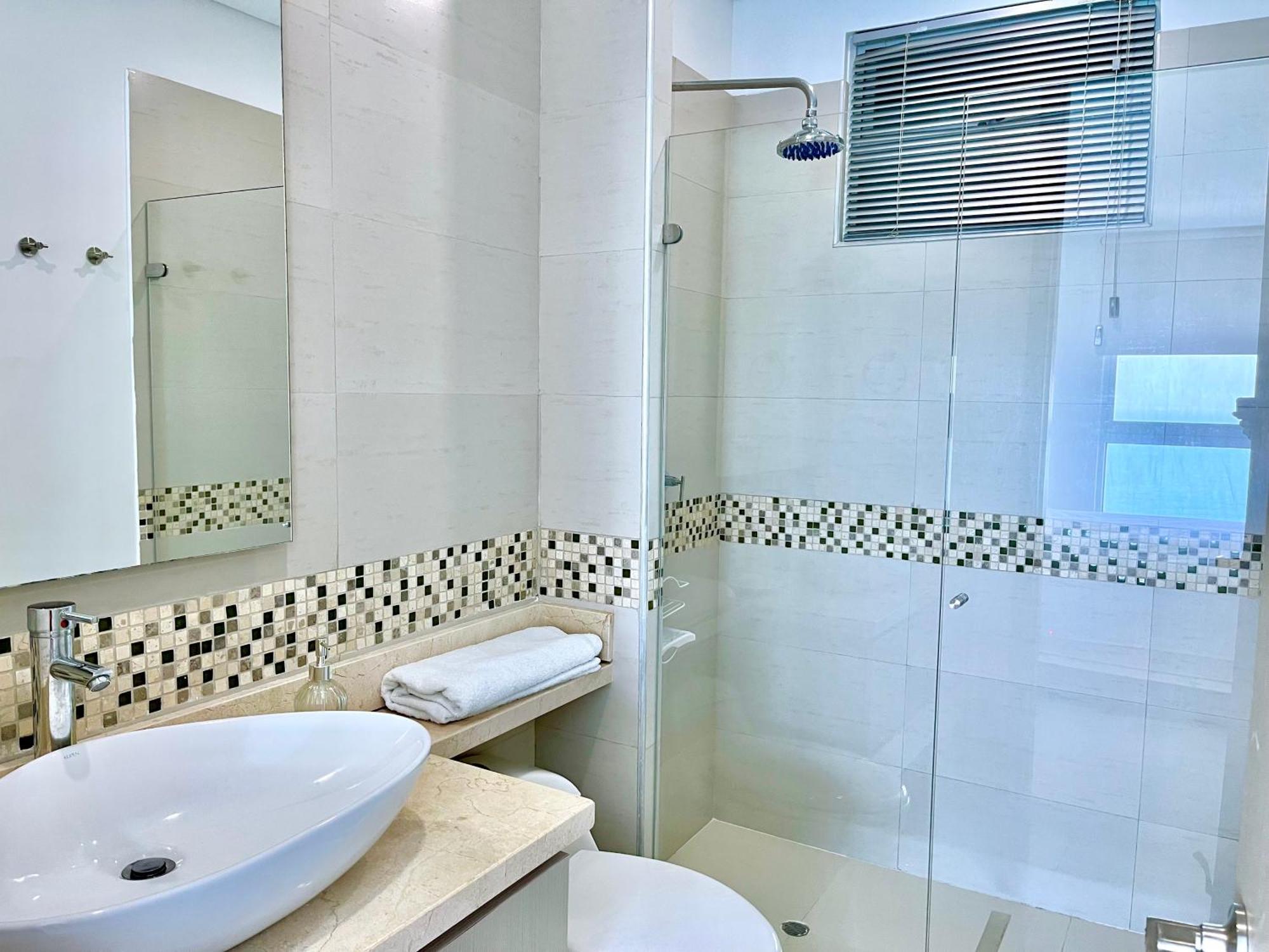 By Calamari Homes - Palmetto Beach 2504 Bocagrande Cartagena Eksteriør billede